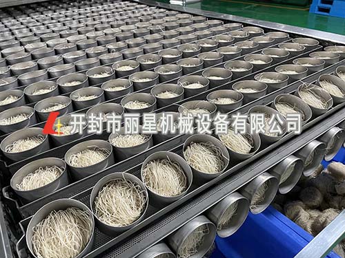 日產(chǎn)12噸的方便粉絲機設備適合辦廠(chǎng)使用