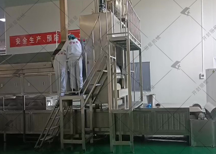 麗星粉絲粉條生產(chǎn)線(xiàn)，內蒙古試機培訓進(jìn)行時(shí)