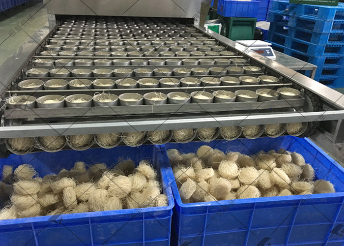 延長(cháng)即食粉絲生產(chǎn)線(xiàn)設備壽命的維護保養方法